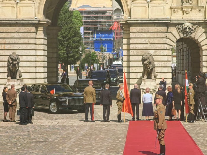 321ce4e6-faf8-4700-acf2-d684688ce67d.jpg