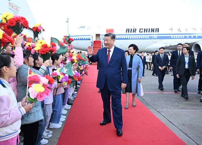53dc6a3d-14ad-48eb-b90f-78c367f7abf8.jpg